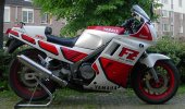 1988 Yamaha FZ 750 photo